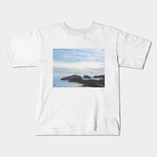 Playa de Borru, Asturias, Northern Spain: early morning Kids T-Shirt